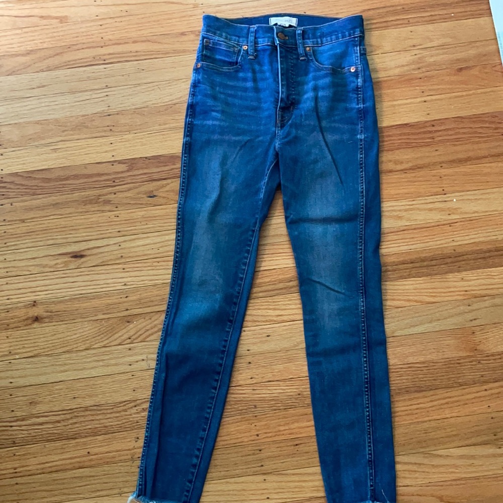 Madewell 10” high rise skinny jeans w frayed hem
